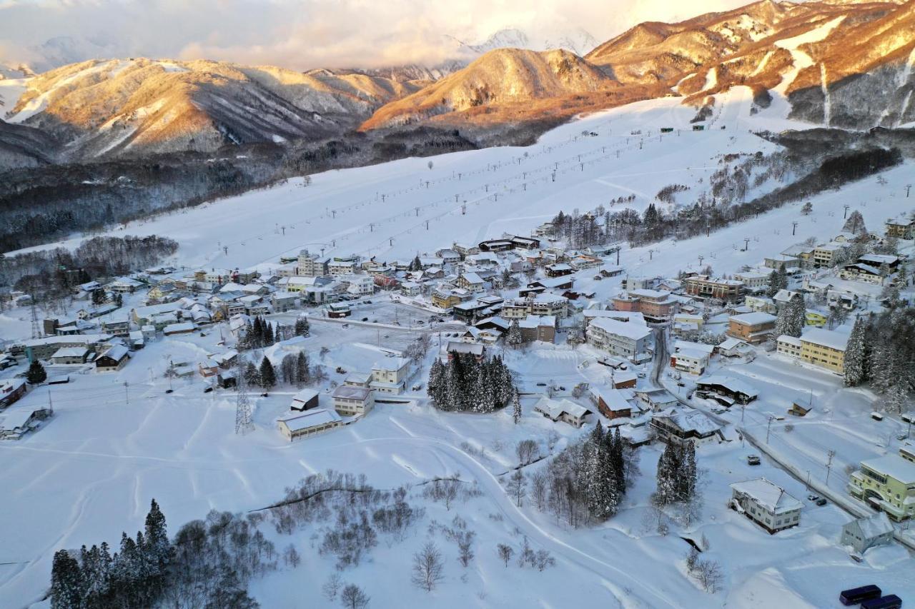 สึไกเกะ โคเก็น ลอดจ์ โชเซ็น Hotel Otari ภายนอก รูปภาพ
